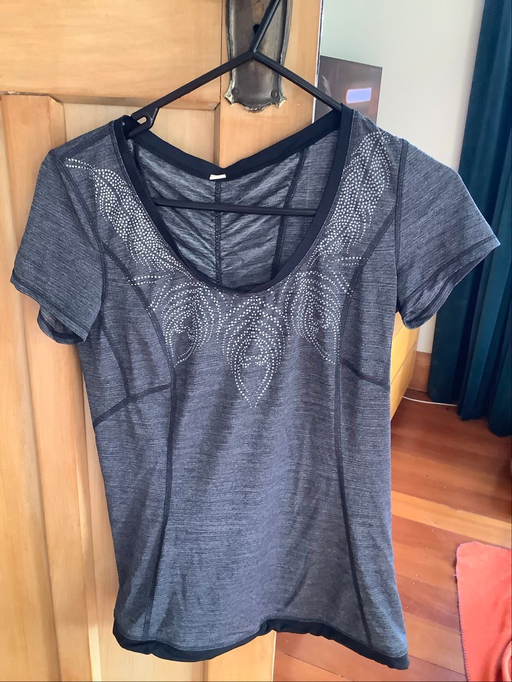Lululemon Grey Top