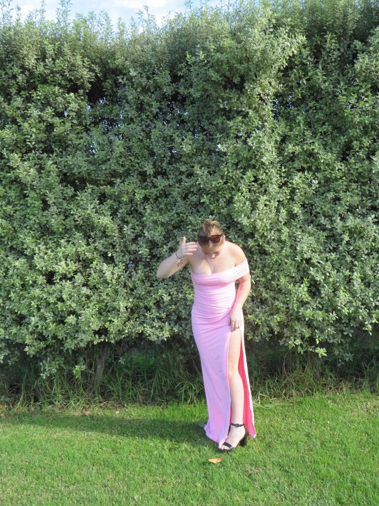 Hello Molly - Hello Molly Lavish Luxe Off Shoulder Maxi Dress on Designer Wardrobe Hello Molly - Hello Molly Lavish Luxe Off Shoulder Maxi Dress on Designer Wardrobe