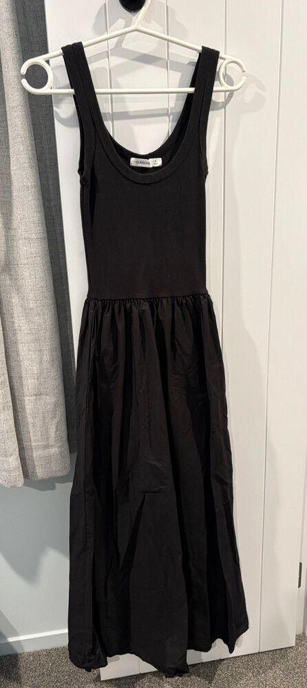 Glassons - Glassons Black Midi Dress on Designer Wardrobe