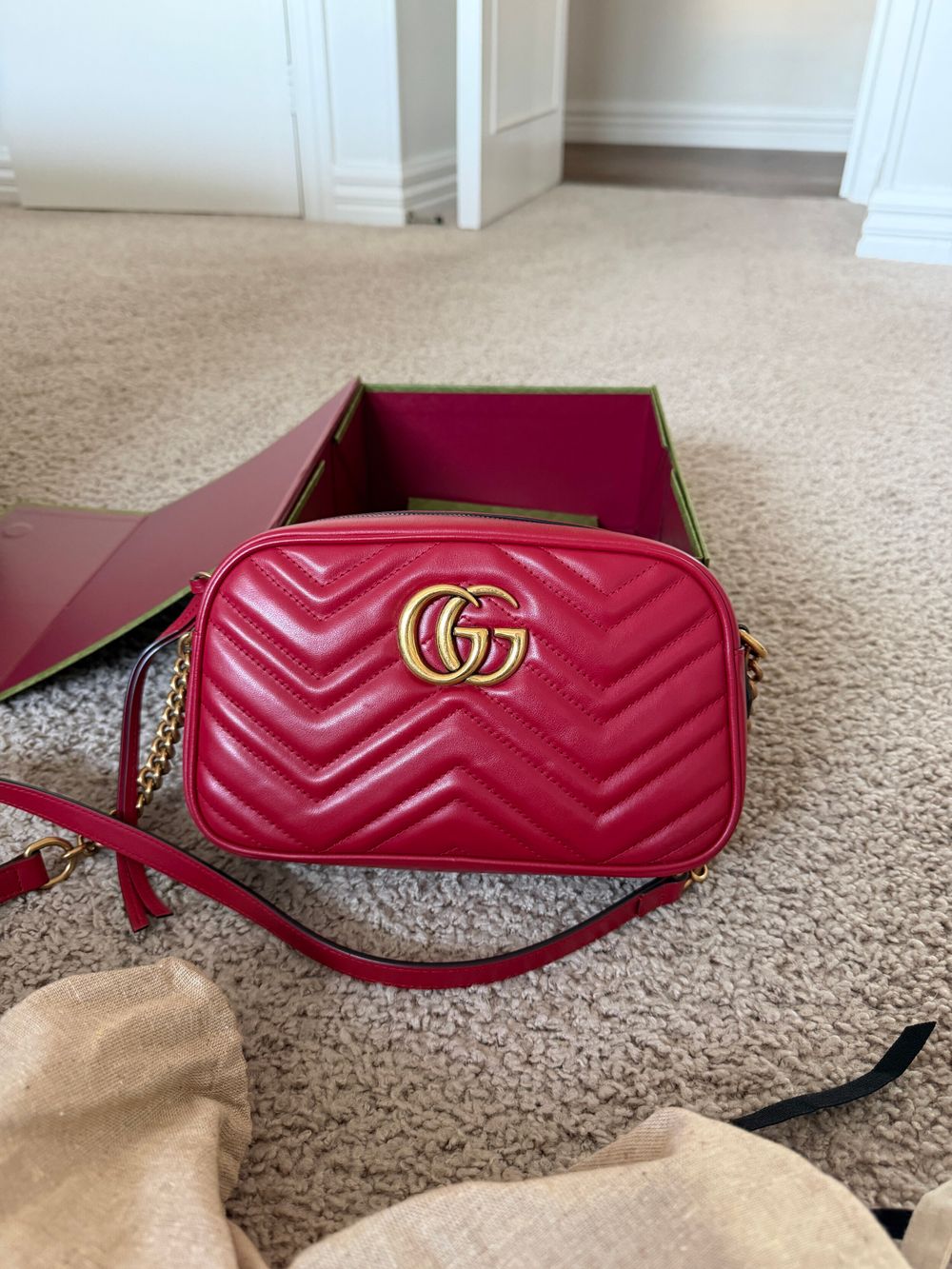 GG Marmont Shoulder Matelasse Leather CrossBody