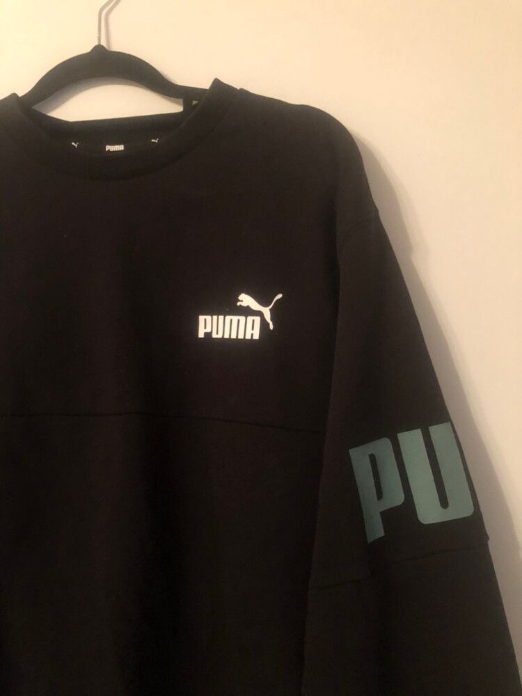 PUMA Black Sweatshirt