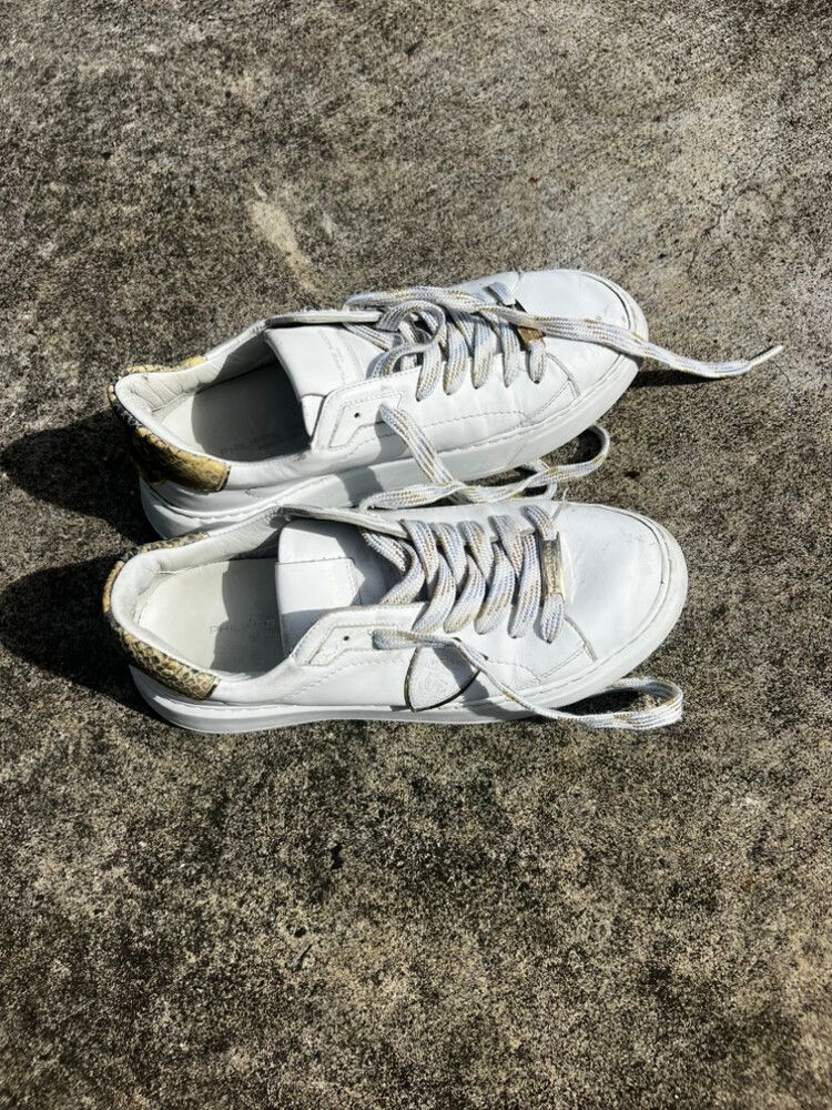 Phillipe Model sneakers