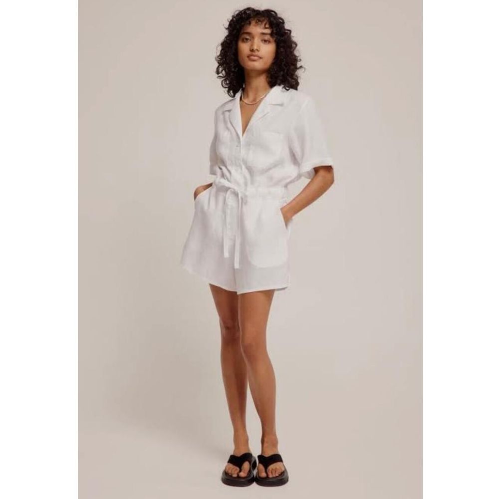 Venroy Camp Collar White Linen Playsuit