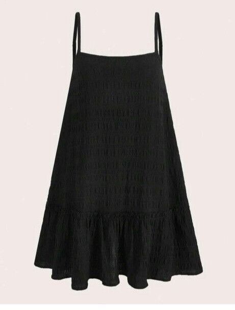 SHEIN - Flowy Black Swing Dress on Designer Wardrobe