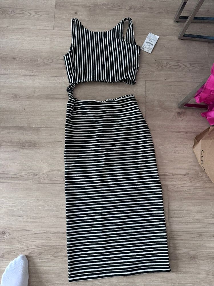 knee length dresses for ladies 2000s Vintage Zara Chevron Midi Dress  Elektra Vintage