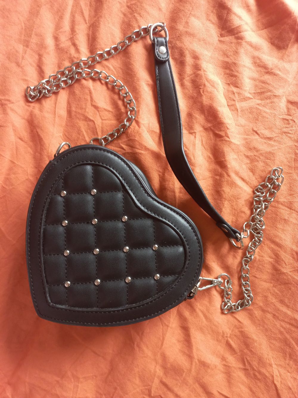 Dangerfield heartshaped handbag