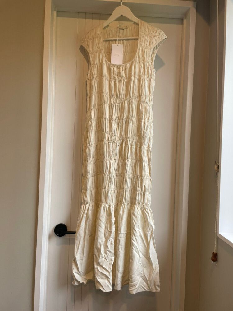 beige pink color dress Women's Totally in Love Beige & Pink Floral Deep V-Neck Midi Dress | Size: L main image 1