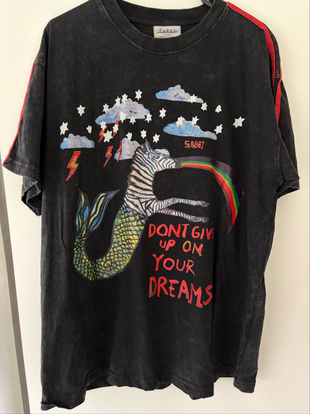 Sabbi Black Graphic T-Shirt
