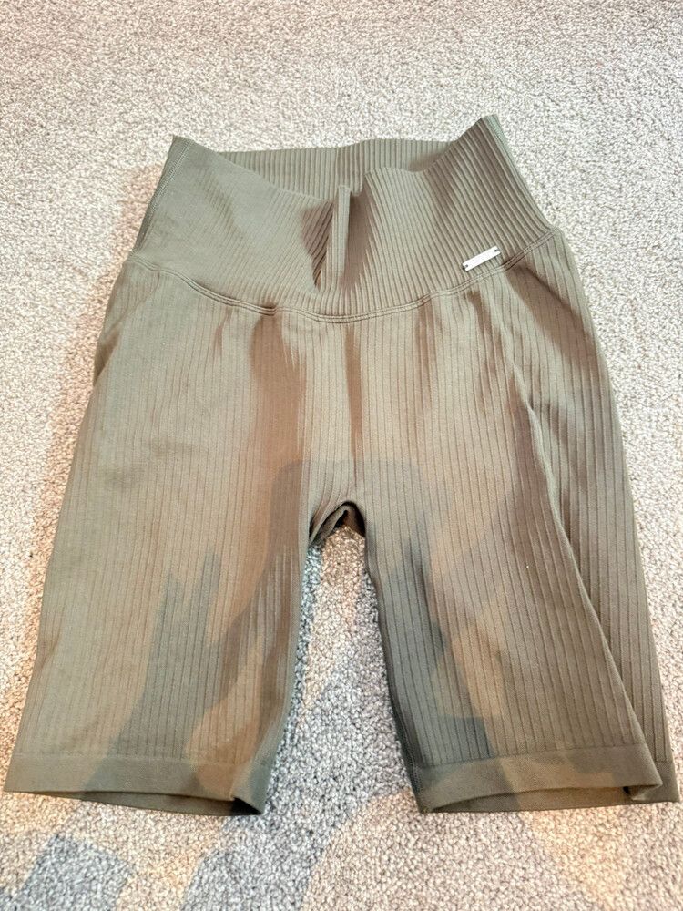 Aimin Khaki Ribbed Shorts