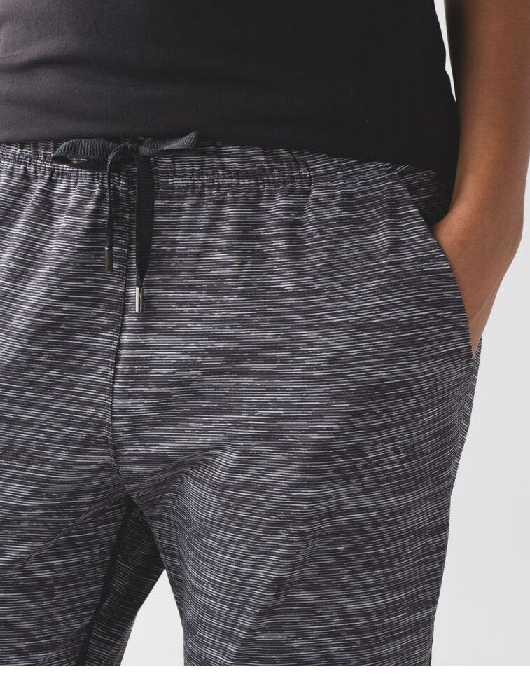 Lululemon size 2 jogger