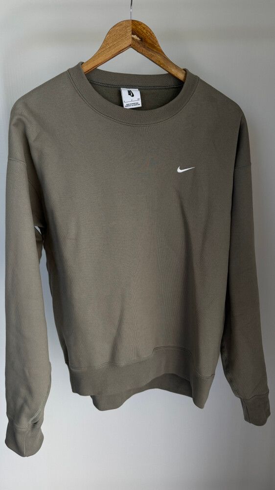 khaki nike jumper