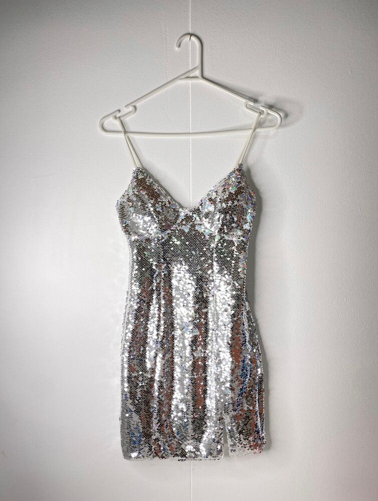 Princess Polly - Princess Polly Sequin Dress on Designer Wardrobe