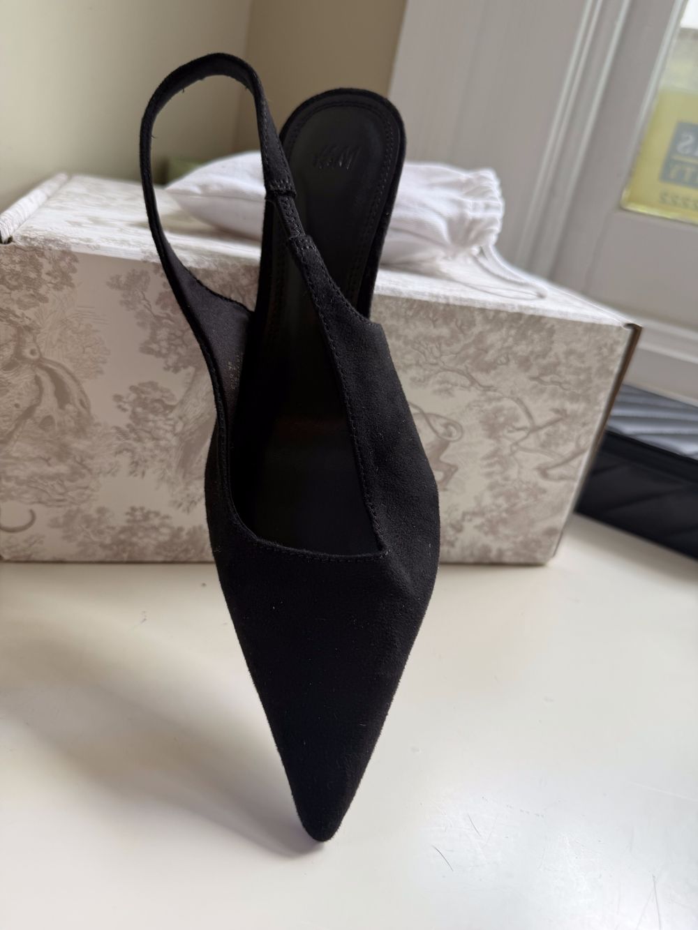 Pointed toe kitten heel - Brand New