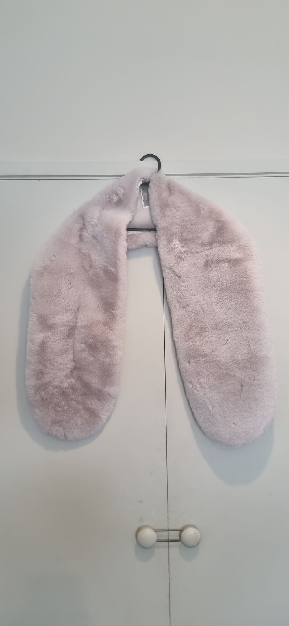 Forever New Pink Faux Fur Stole