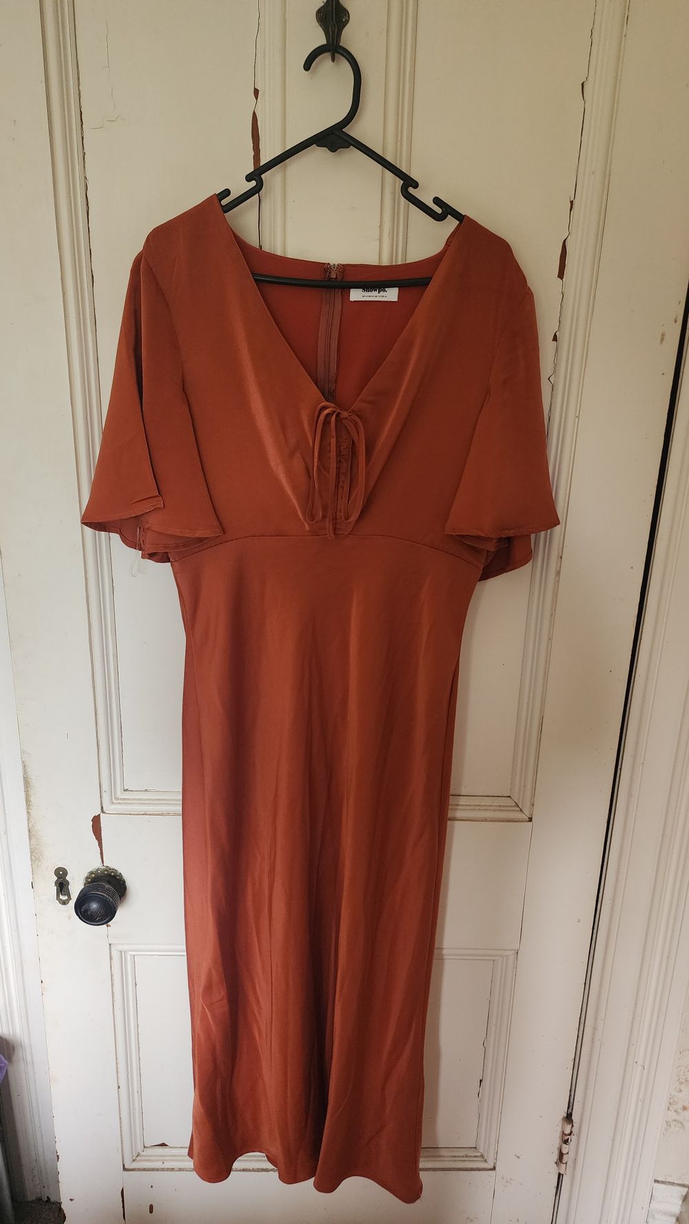 Showpo - Rust Midi Dress on Designer Wardrobe Showpo - Rust Midi Dress on Designer Wardrobe