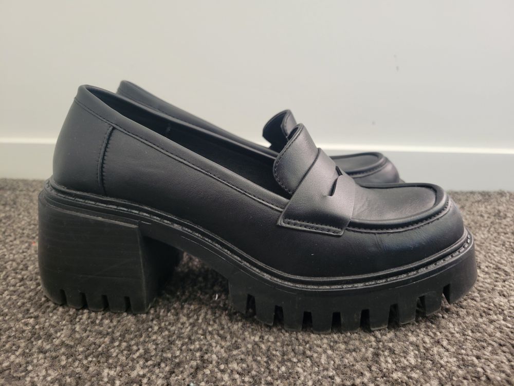 Pulp Platform Loafers – Chunky Black Loafers