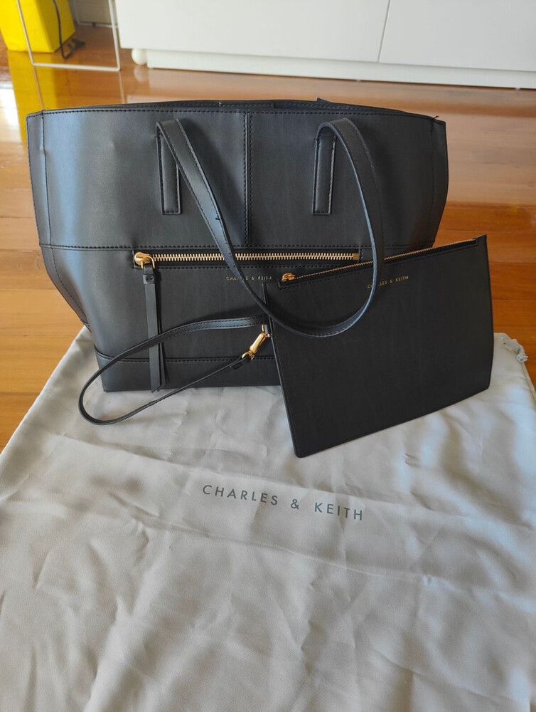 Tote bag and clutch set from Charles & Keith (new)
