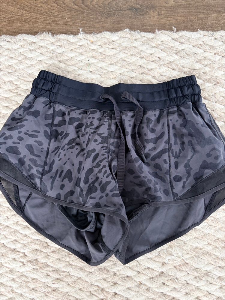 lululemon shorts with built in underwear