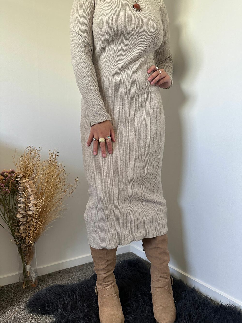 Cotton On - Knit Midi Dress on Designer Wardrobe