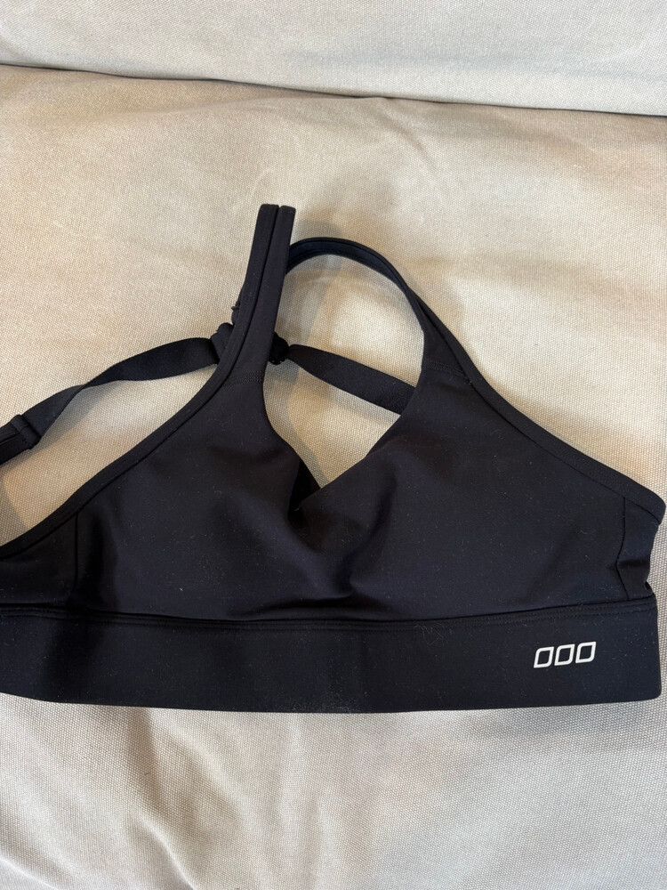 Black Sports Bra Lorna Jane