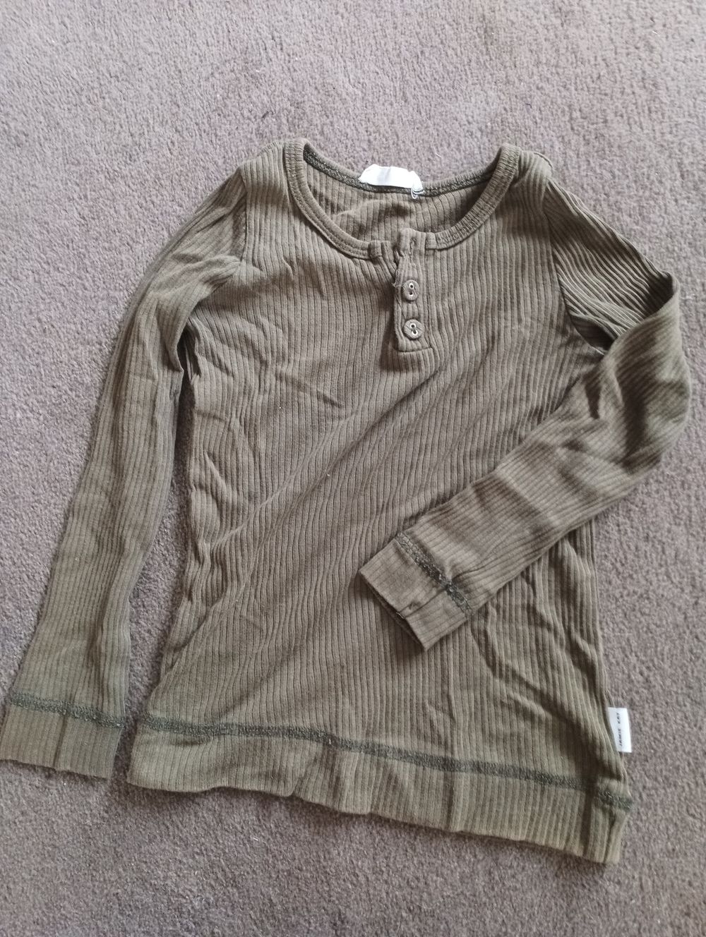 Long sleeved ribbed top
