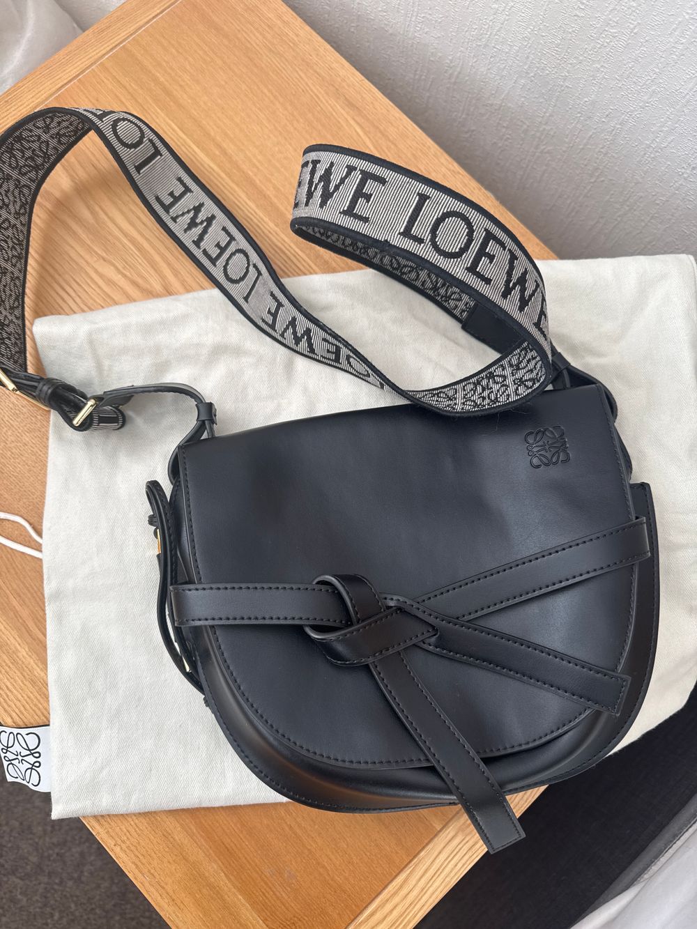 Small gate bag