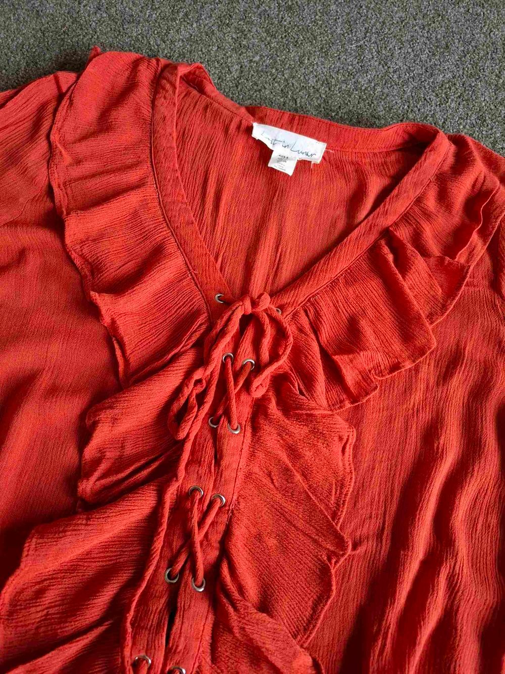 Lost in Lunar rust frill top sz8