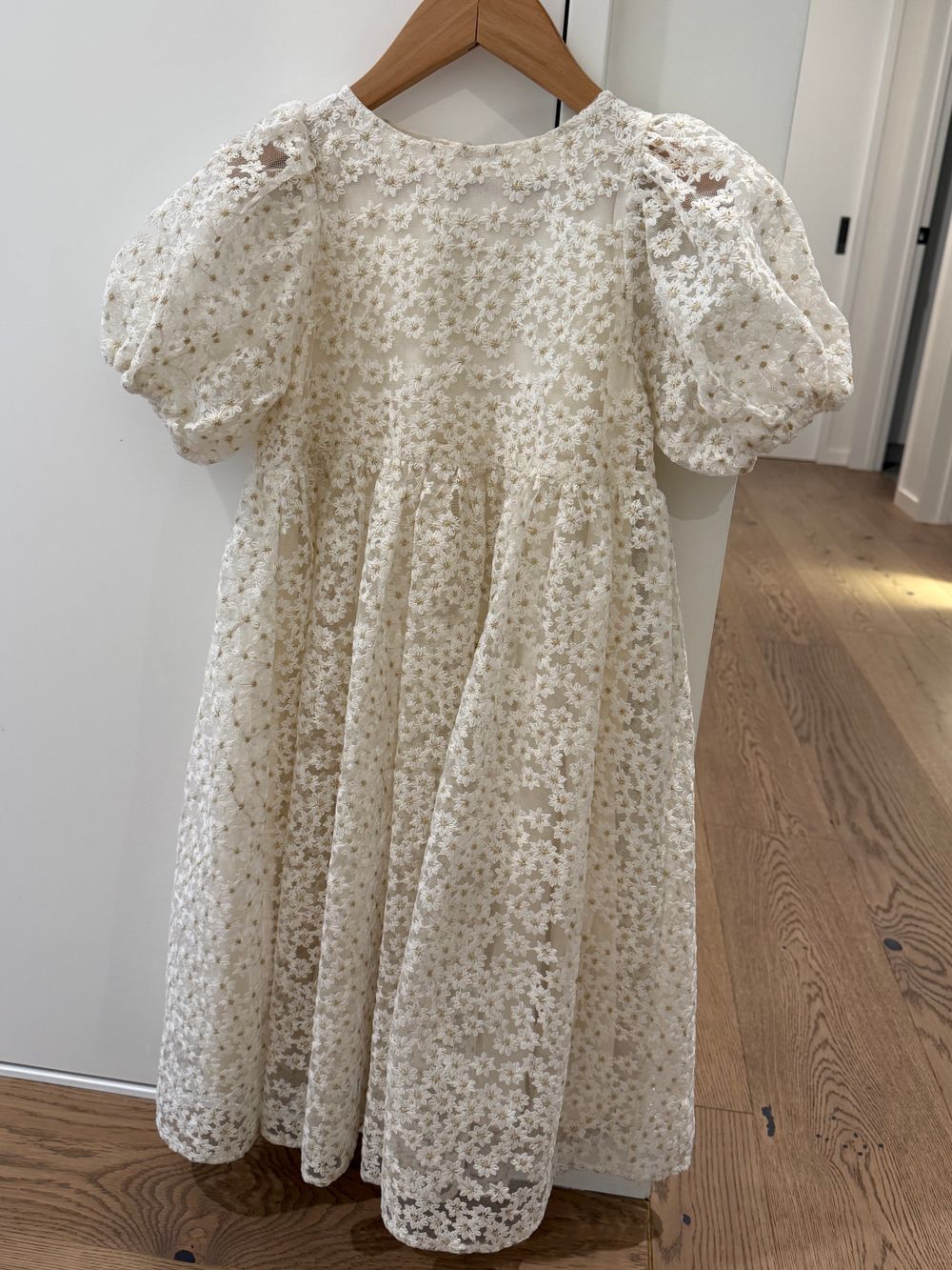 Noralee Ivory/Gold Floral Dress -Size 6