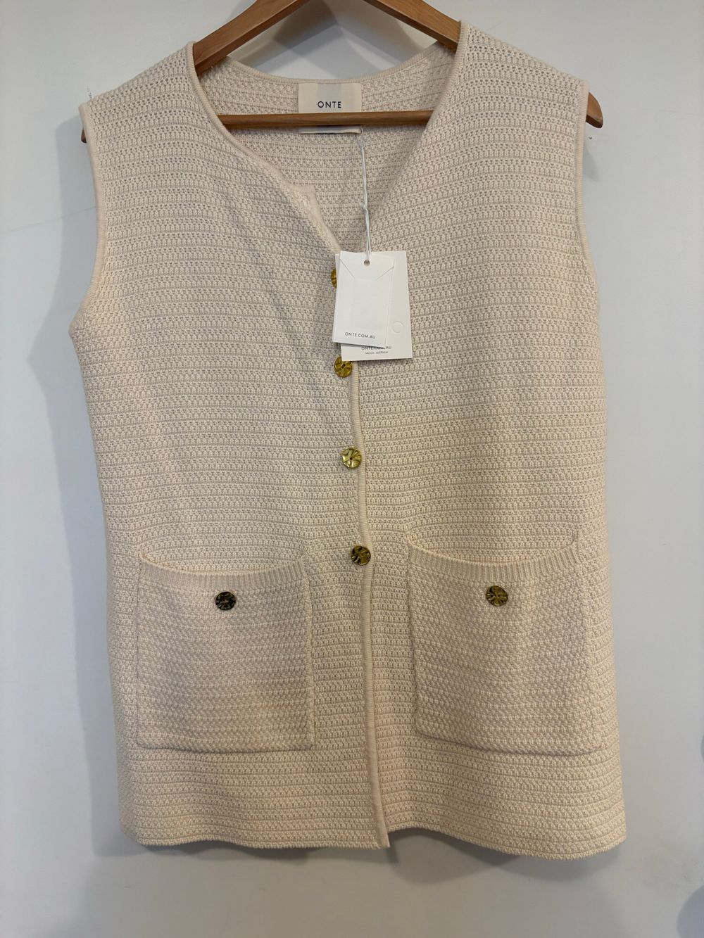 ONTE Cream Knit Vest