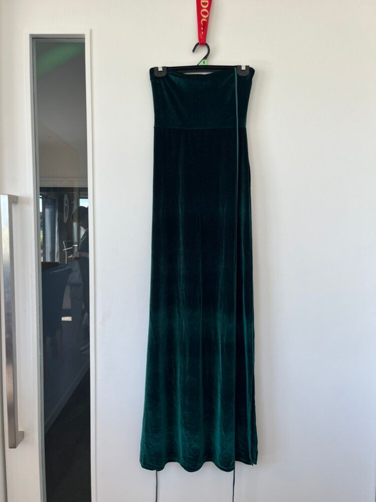 Lucy in the Sky - Green Velvet Maxi Dress on Designer Wardrobe