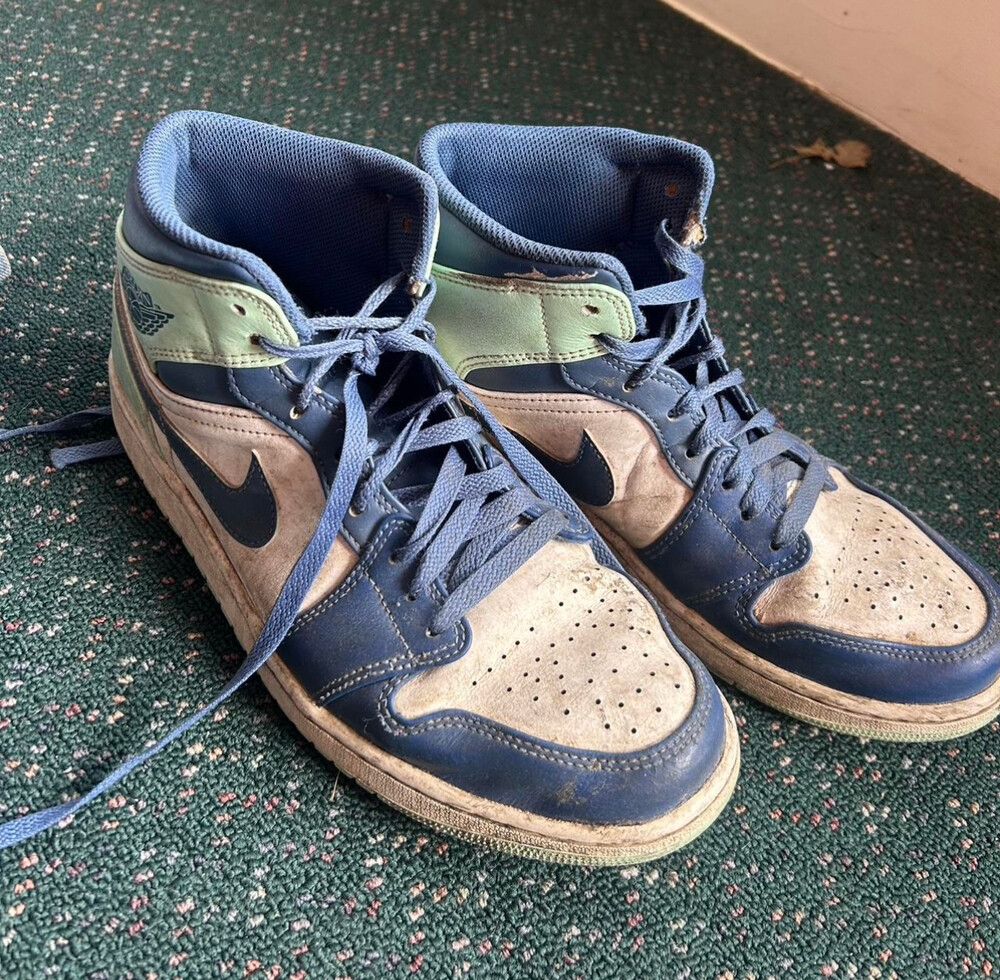 Air Jordan 1 Mid 'blue mint'