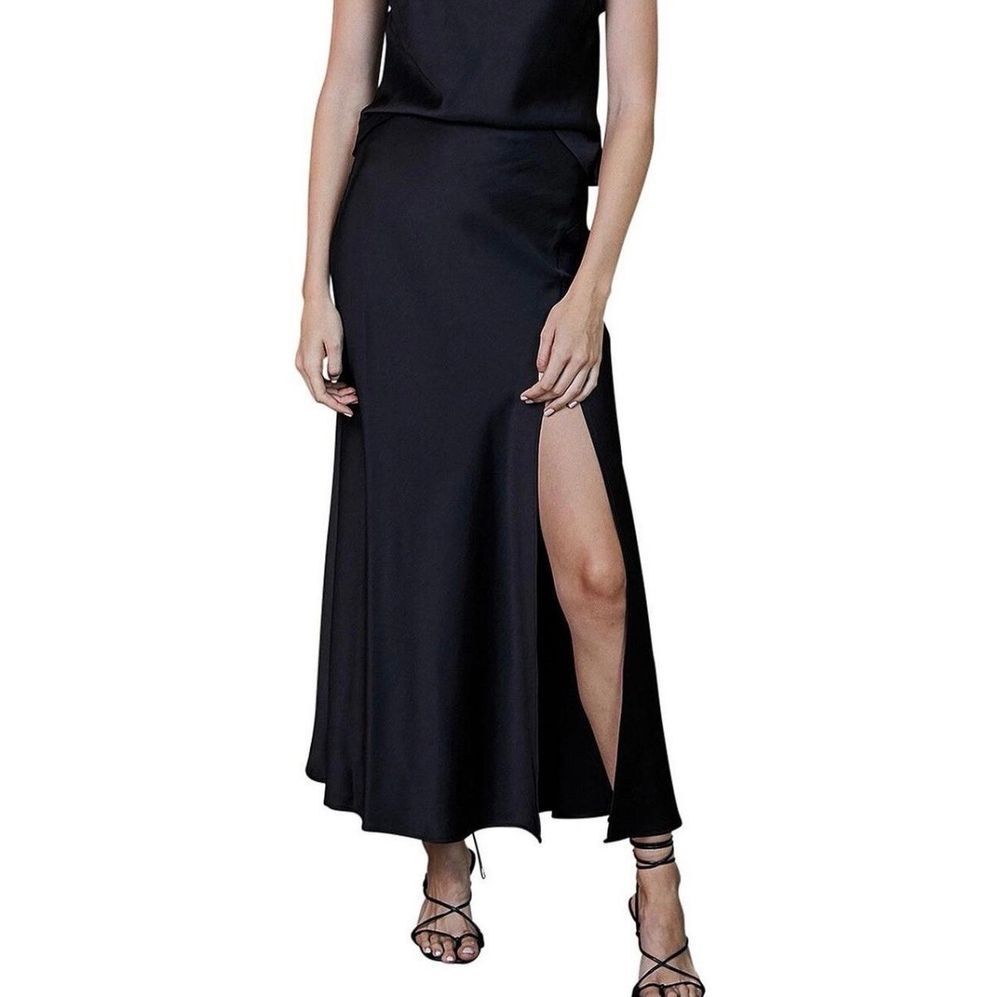 Bec + Bridge  Size 16   Black maxi skirt.