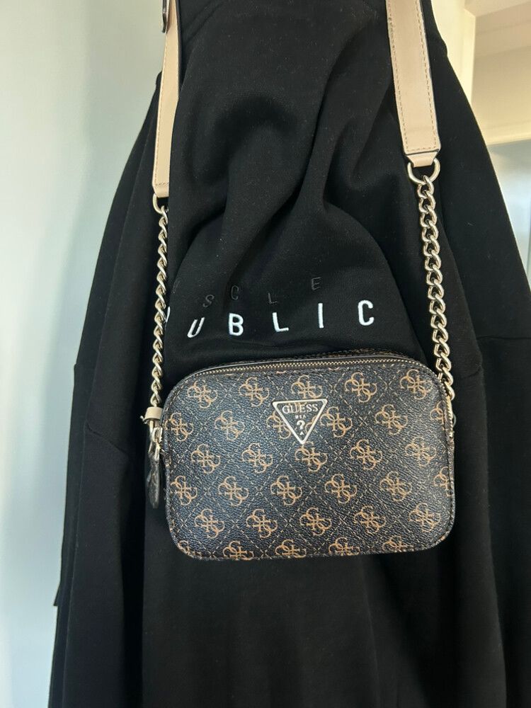 Guess Noelle Cross Chainbag