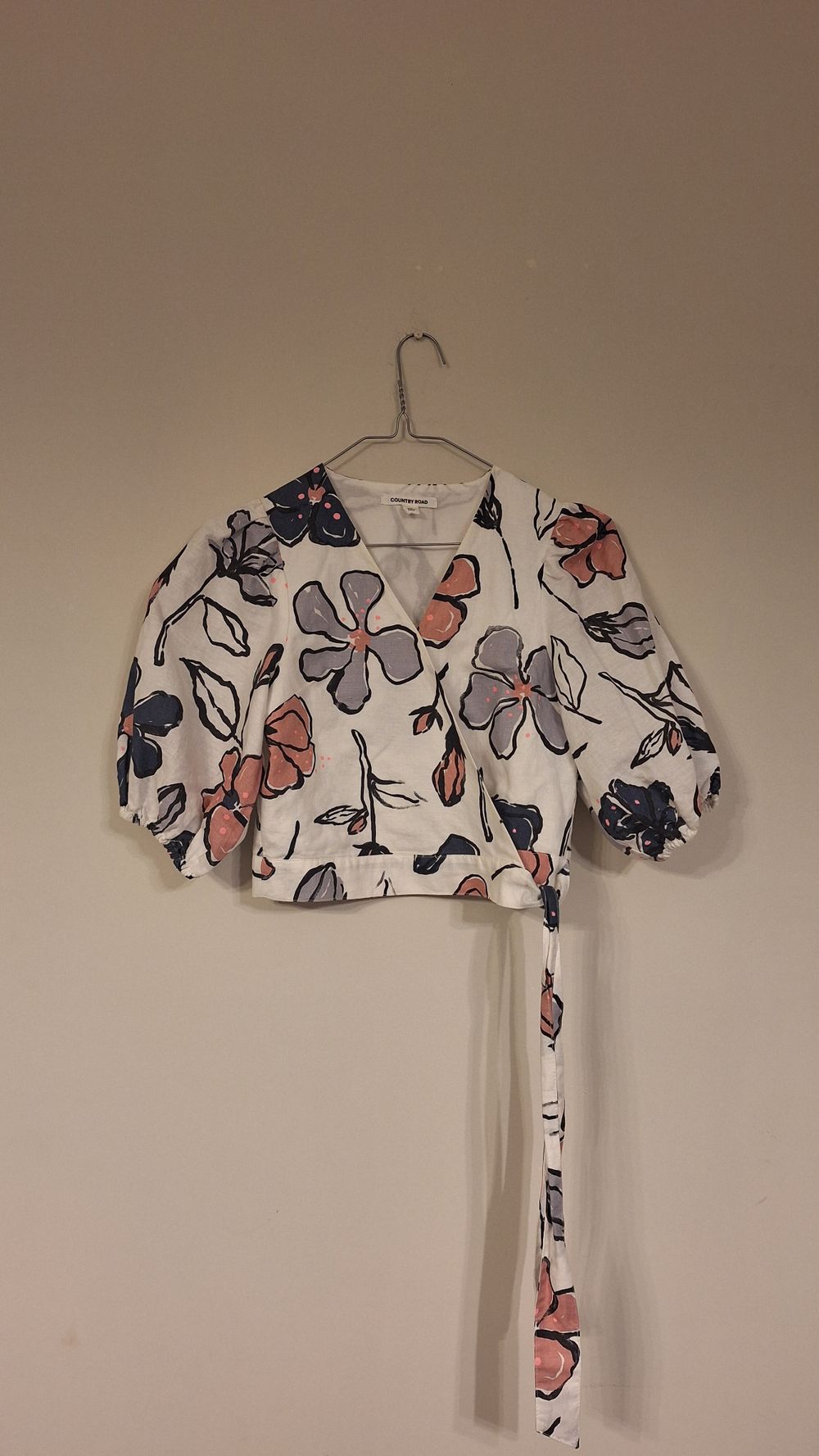 Country Road White Floral Top