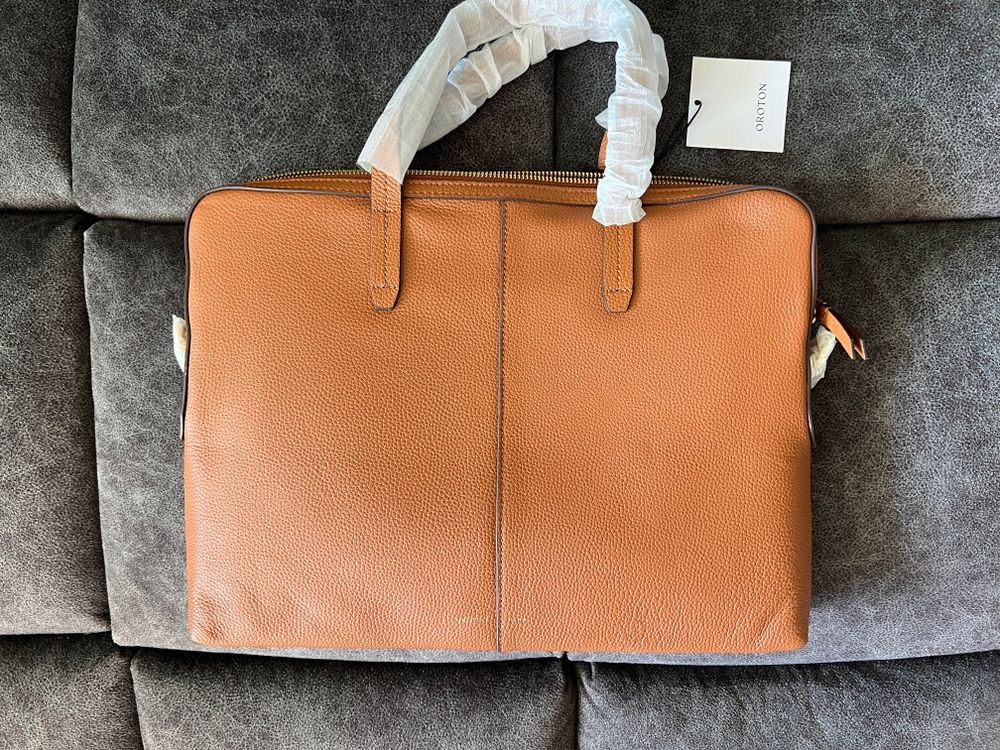 Oroton BNWT Leather Laptop Bag