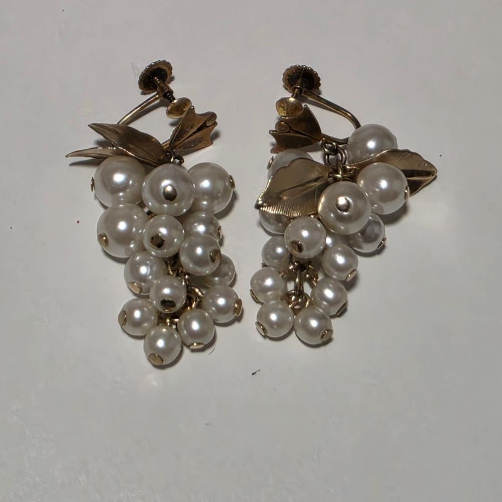 925 White and Gold Faux Pearl Earrings.b12