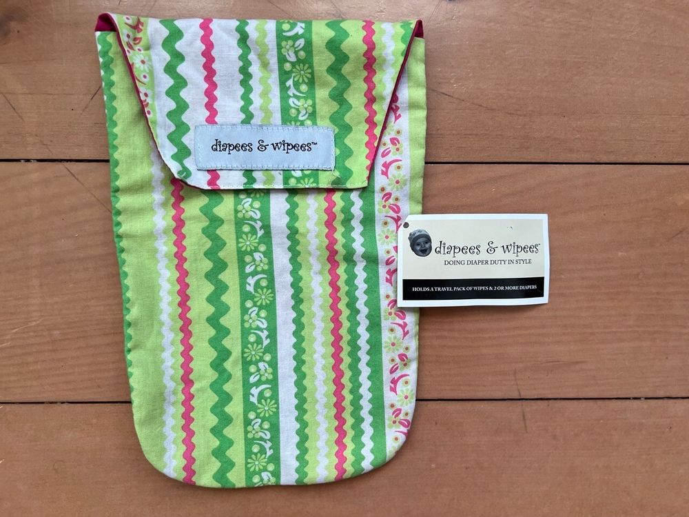 Diapers & wipes travel pack