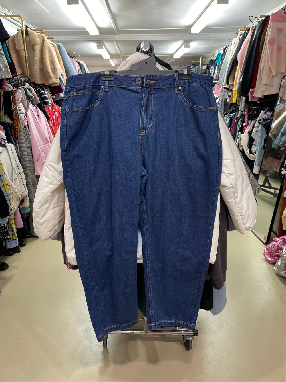 Excellent Classic Dark Denim Absent Jeans Size 20 / (Absent size 38)