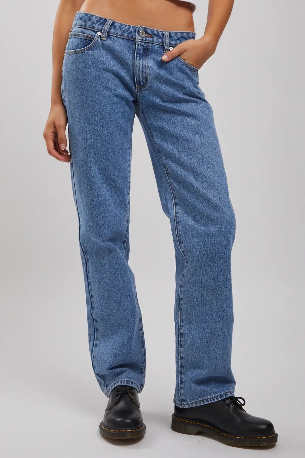 Abrand A'99 Low Straight Jean