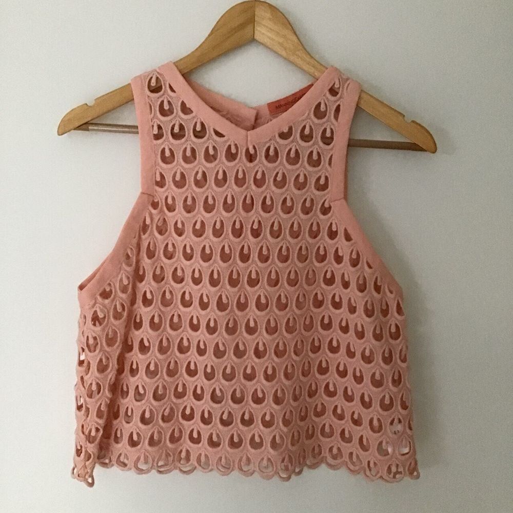Manning Cartell peachy pink sleeveless crochet tank-top/Size: 10