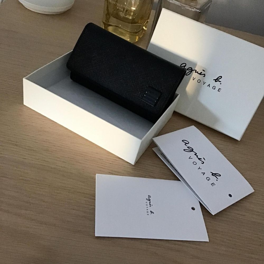 Agnes b. Key Chain Holder Pouch SLG/Brand New in Box/Black Saffiano Leather/Unisex