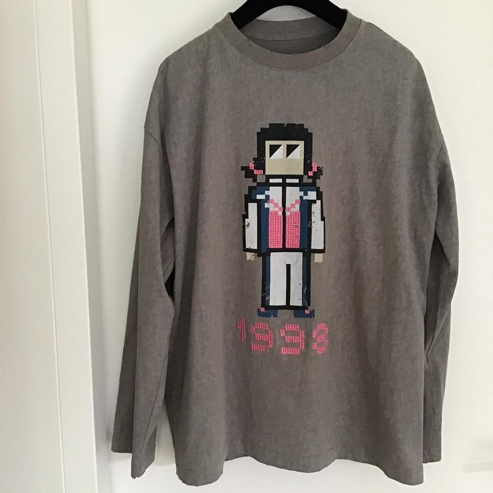Pixilated 1998 100% Heavy-Duty Grey Cotton T Shirt/Size S/Distressed Look/ Unisex
