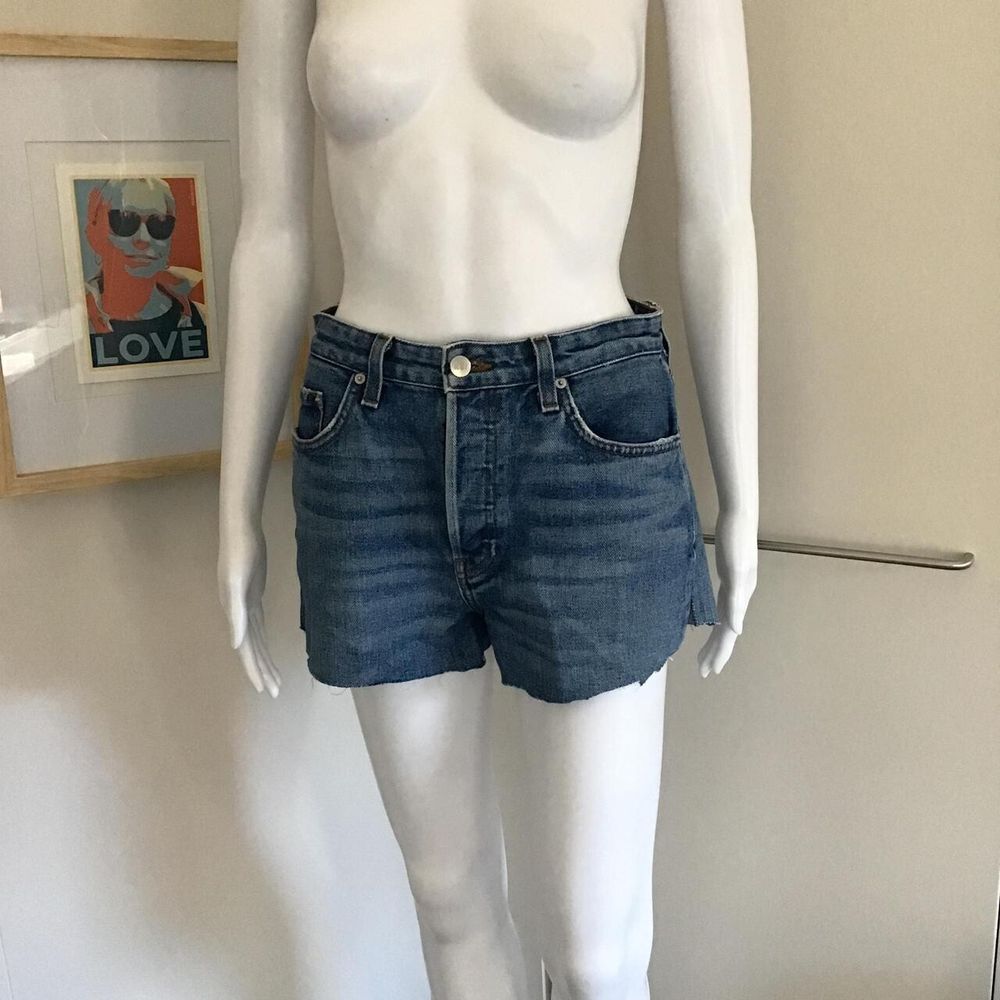 Reformation Denim Cutoffs (DIY) Shorts Womens Size 28 /Button Embossed Fly