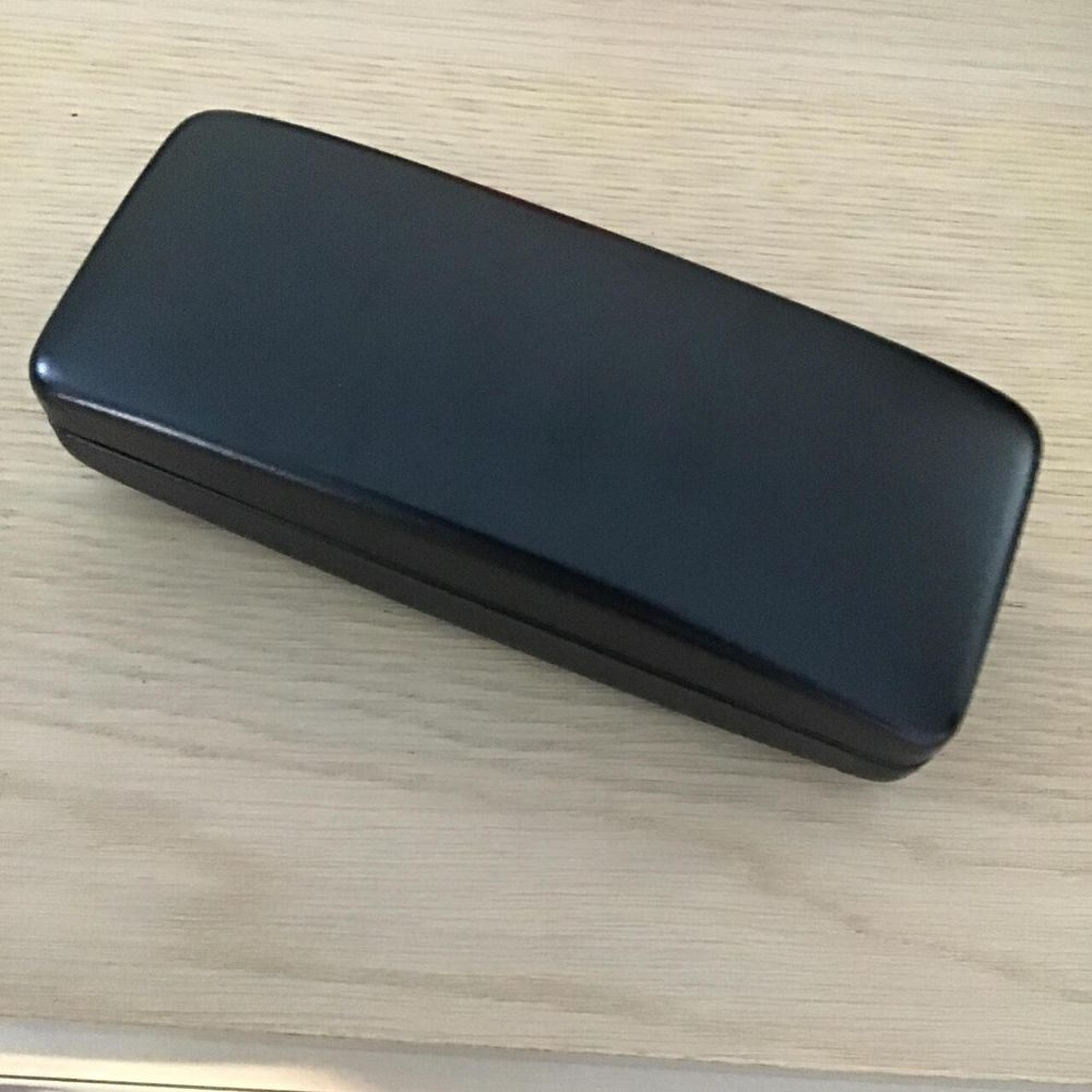 Ralph by Ralph Lauren Black Clamshell Glasses Case/Free AU & NZ Shipping