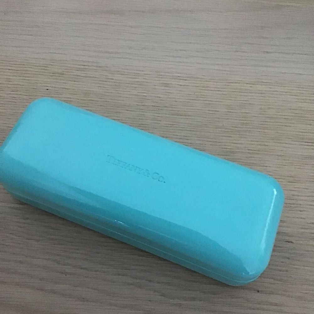 Tiffany & Co Glasses Case/Tiffany Eggshell Blue/Eyewear Storage/Clamshell Solid/FREE SHIPPING