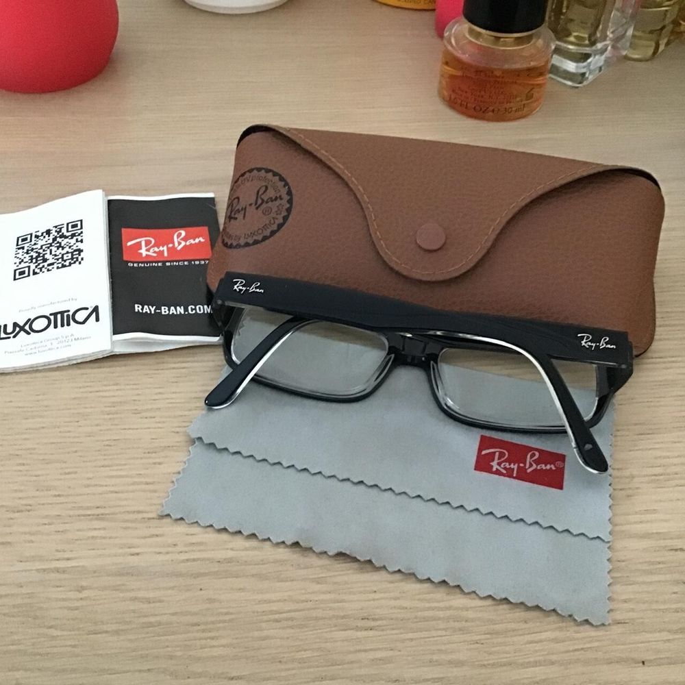 Ray-Ban Black Spectacle Frames with Soft Case & Lens Cloth/Free Shipping