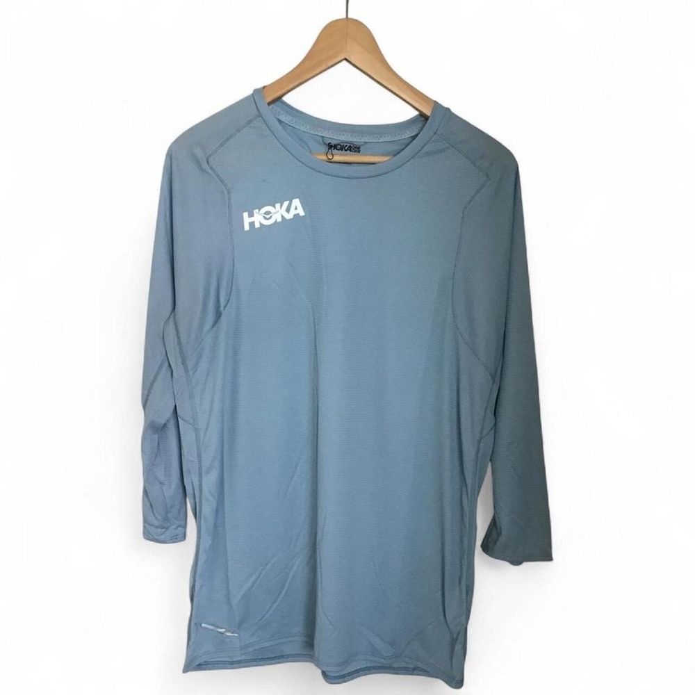 HOKA One One 'Glide' Womens Pale Blue Lightweight Top Size M NWOT 3/4 Sleeves - Free Shipping