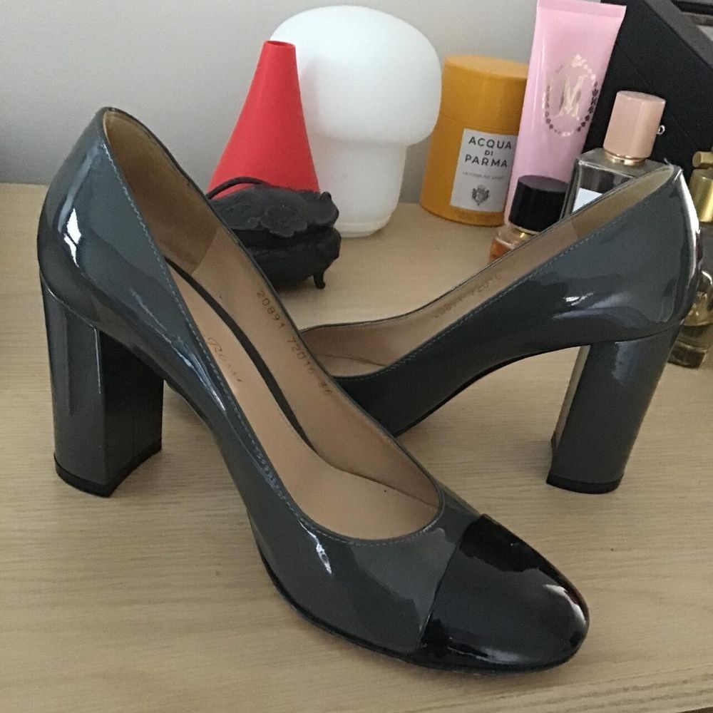 Gianvito Rossi Grey & Black Colour-Block Patent Leather Pumps Size IT 36