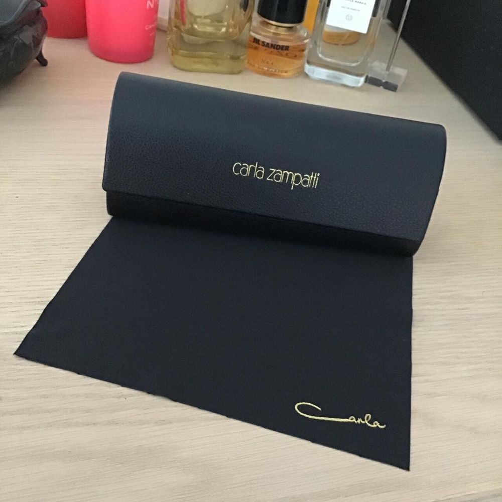 Carla Zampatti Black Hard Sunglasses Case Designer Storage/Brand New/Lens Cloth