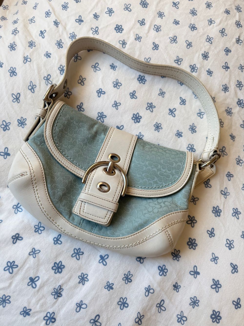 Vintage Coach Soho Baby Blue Signature C Canvas & White Leather Shoulder Bag